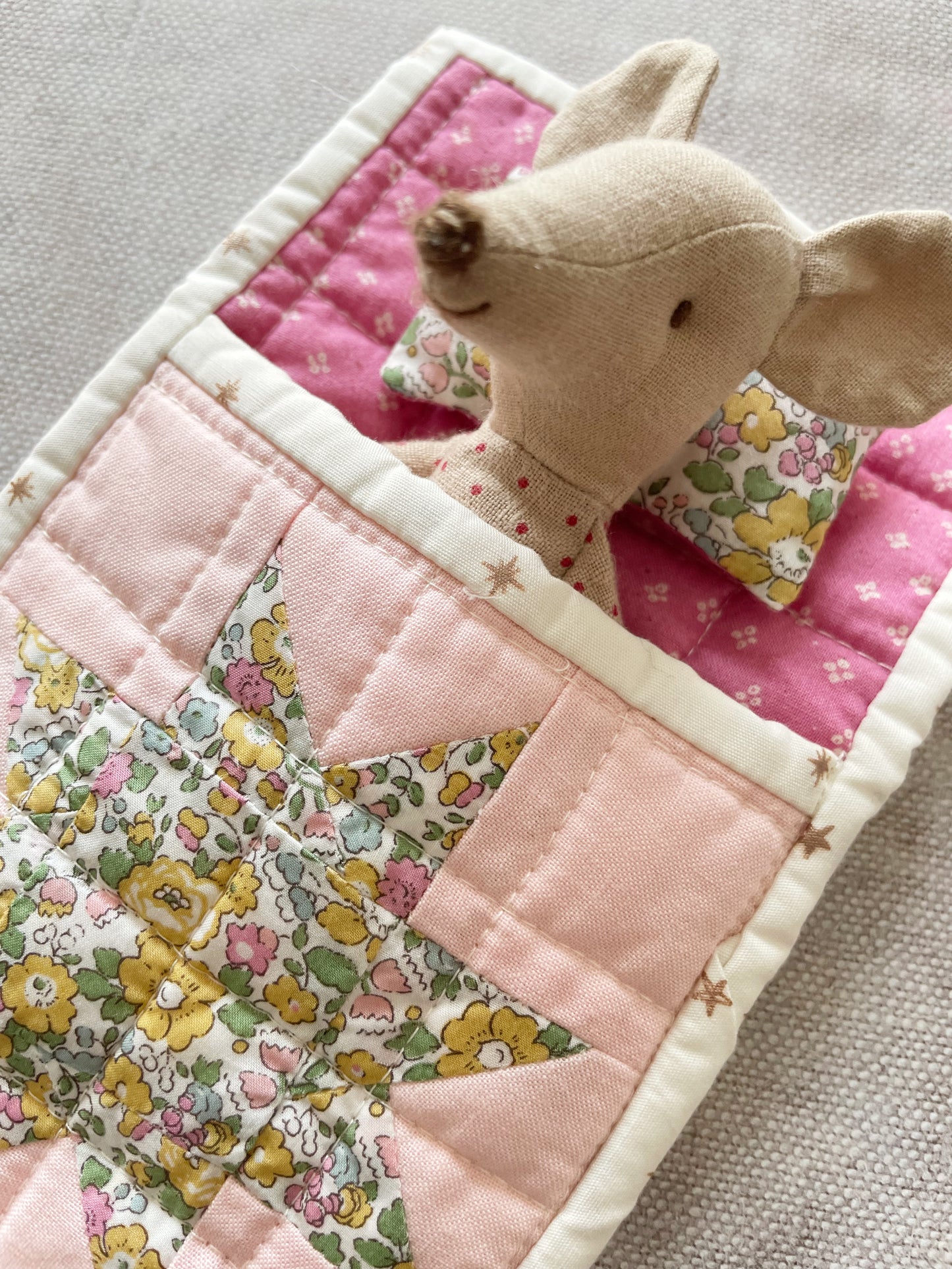 Quilted Sleeping Bag for Maileg Mouse