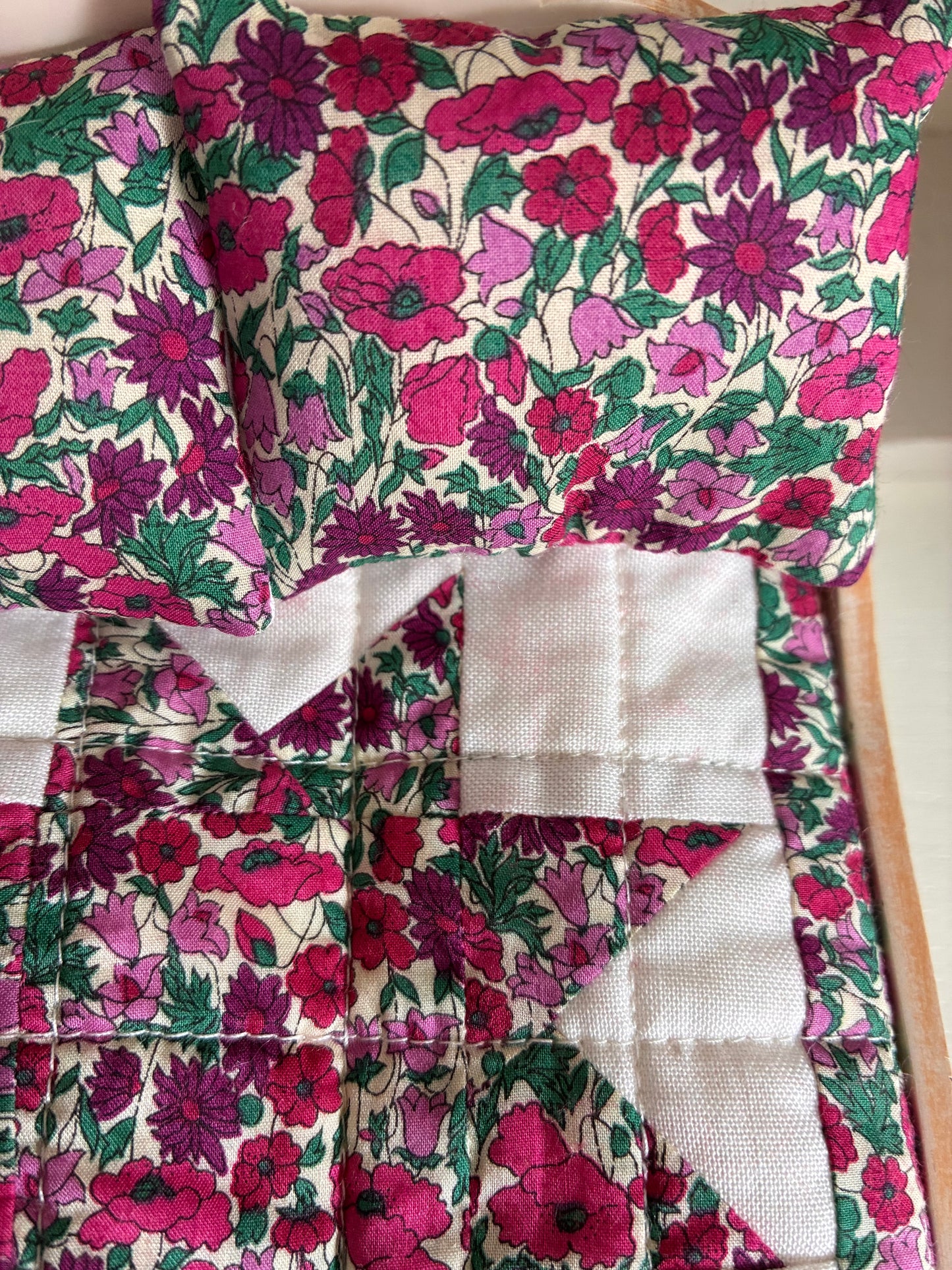 Mouse sized handmade quilt set
